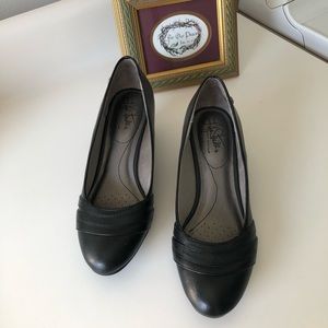 Life Stride Soft System Wedge Heels